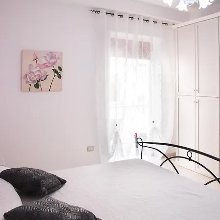 Apartamento Le Ortensie Holiday *